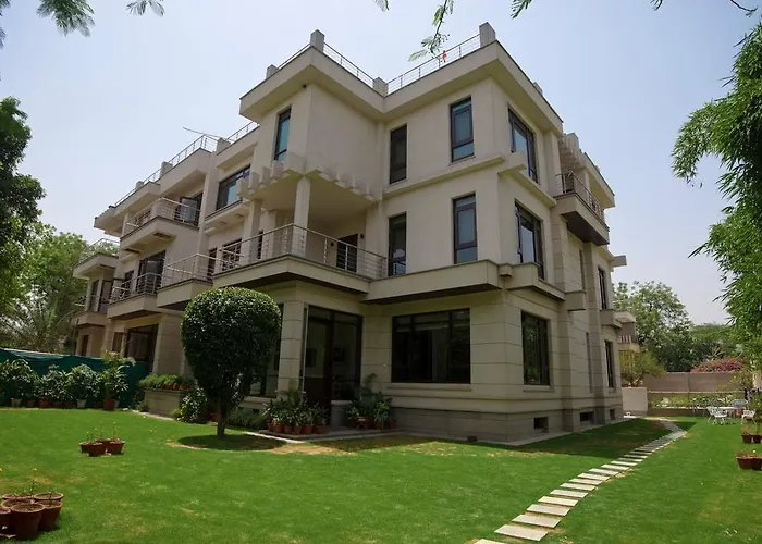 76 Friends Colony Bed and Breakfast Nueva Delhi foto