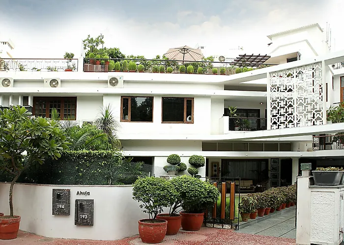 Ahuja Residency Golf Links Hotel New Delhi foto