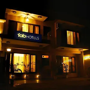 Fabhotel Cotts Vasant Kunj Hotel Nové Dillí