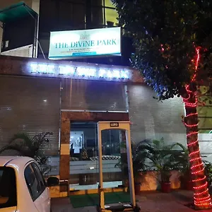 Hotel Capital O 5270 The Divine Park New Delhi
