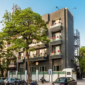Hotel Oyo Townhouse 010 La Paradise New Delhi