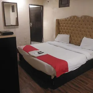 Hotel Royal 2*
