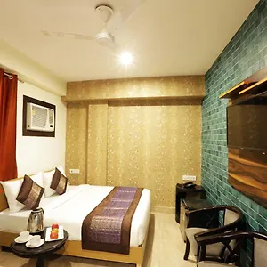 Green Plaza At Airport Hotel New Delhi