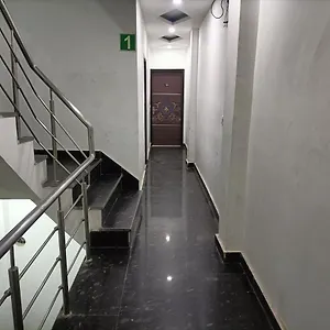 Hotel Airport Breeze 4*