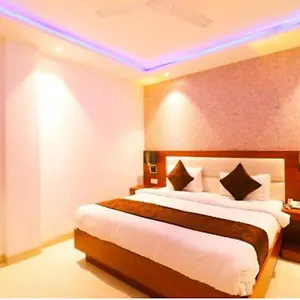Hotel Royal Sky Luxury Near Delhi Airport