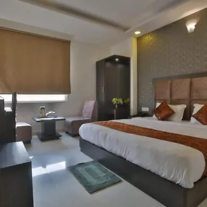 Hotel Aashiyana Inn Hotel 3*