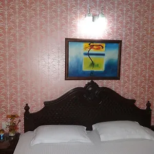 Conclave Boutique Hotel 3*