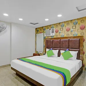 Treebo Mona Grand 3*