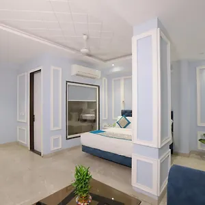 Stanley By Foxi Group- Near Delhi International Airport 4*