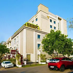 Orana Aurnum * New Delhi