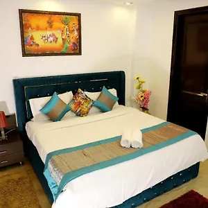 Divine India Service 3bhk, J-215 Saket New Delhi