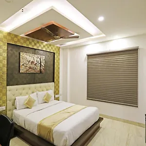 Ishaan Residency - A Unit Of Mgm Club 