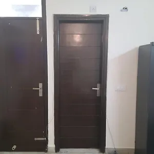 Premium In Chittaranjan Park, 3*
