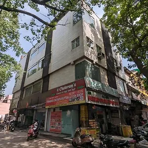 Sun Residency - Near Lajpat Nagar Metro Station Hotel 3*