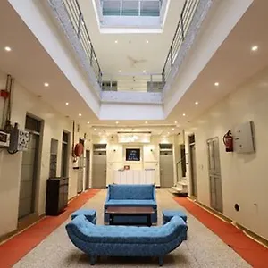 Hotel Amrit