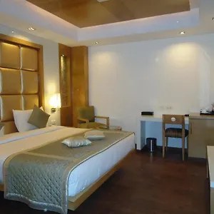 Almondz 3* New Delhi