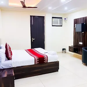 The Lisa Homes In Dwarka Sector-7 3* New Delhi