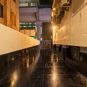 Lime Boutique Gk-1 At Kailash Colony Metro , Greater Kailash Near Eros Nehru Place Bed & Breakfast New Delhi