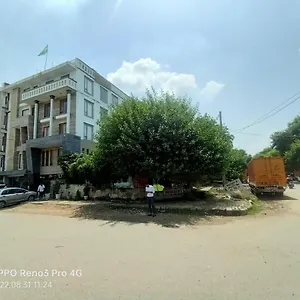 Zen Hotel 2*