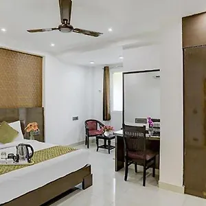 Townhouse West Near Udyog Nagar Metro Station