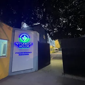 Hostel Ivy League House, Pyramid Residency *