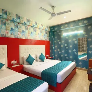 Hotel Venture Near New Delhi International Airport 4* New Delhi