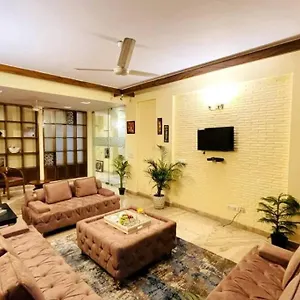 Fortune Service 4bhk,d-36, Saket