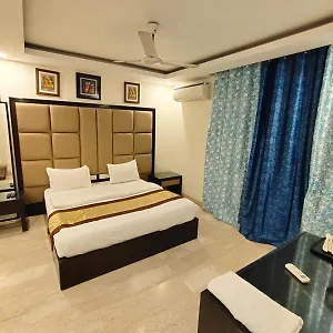 Gk Residency Kailash Colony