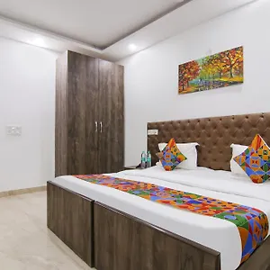 Fabexpress The Premium Guest house