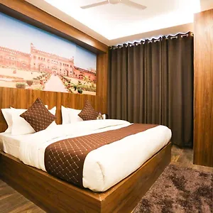 Airport Rosewood Hotel 4*