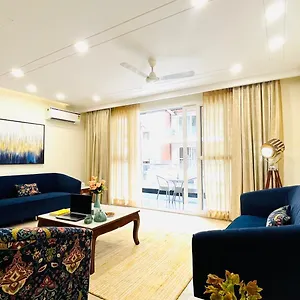 Bluo Elegant 4Bhk Saket - Lift, Balcony, Parking Apartment *
