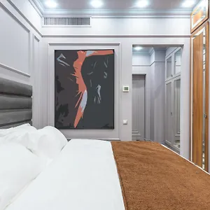 Airport Nysha Palace Hotel New Delhi