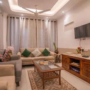 Hostie Tjh - Cute Mini 2bhk Apt, Saket, Near Max Hospital *