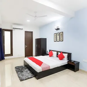 Oyo Flagship Good Vibe Hotel 3*