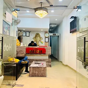 Hotel Marina Near Igi Airport Delhi 4*