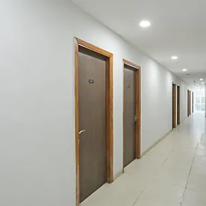 Townhouse 819 Peeragarhi Chowk