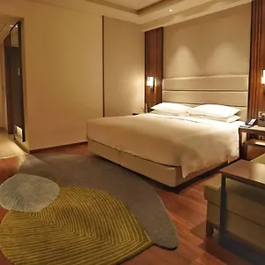 Empiire Near Delhi Airport 4*