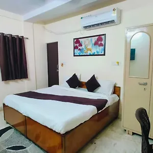 Hotel Niketan - Chanakyapuri