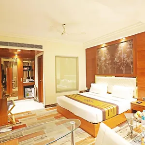 Aerotech Near Delhi Airport Hotel