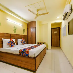 Fabhotel Ishtara * New Delhi