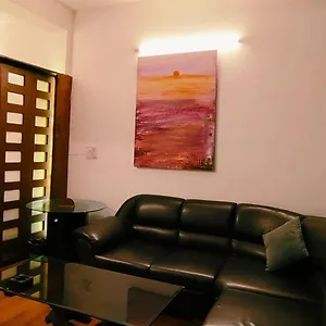 Step The Luxury Apartment