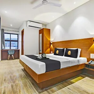 O-cean Near Delhi Airport 4*