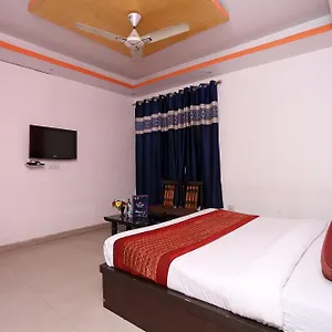O Kohinoor Hotel 3*