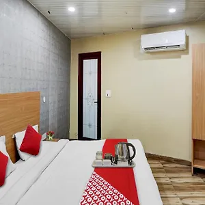 O R K Residency Near Jhilmil Metro Station 4* New Delhi