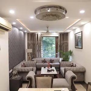 Apartment Divine India Service 3bhk,j-223 Saket *