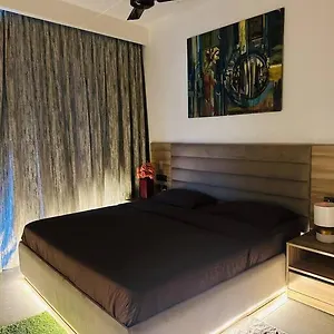 Luxury Paradise In The Sky At 27th Floor * New Delhi