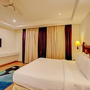 The Tark Near Delhi Airport 4* New Delhi