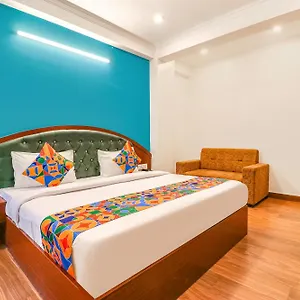 Fabhotel Lime Tree Near Yashobhoomi Convention Centre