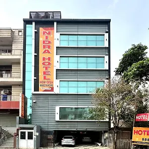 7 Star Hotel 3*