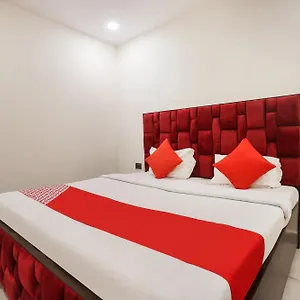 O Star Hotel 3*
